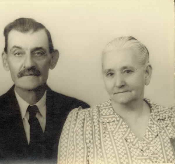 Oscar & Rosabelle Criswell